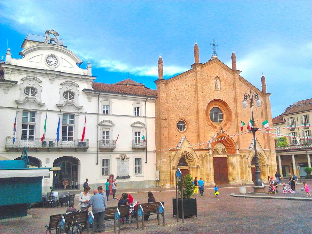 Luna Del Belvedere Asti Exterior photo