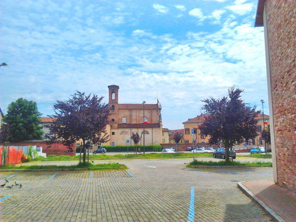 Luna Del Belvedere Asti Exterior photo
